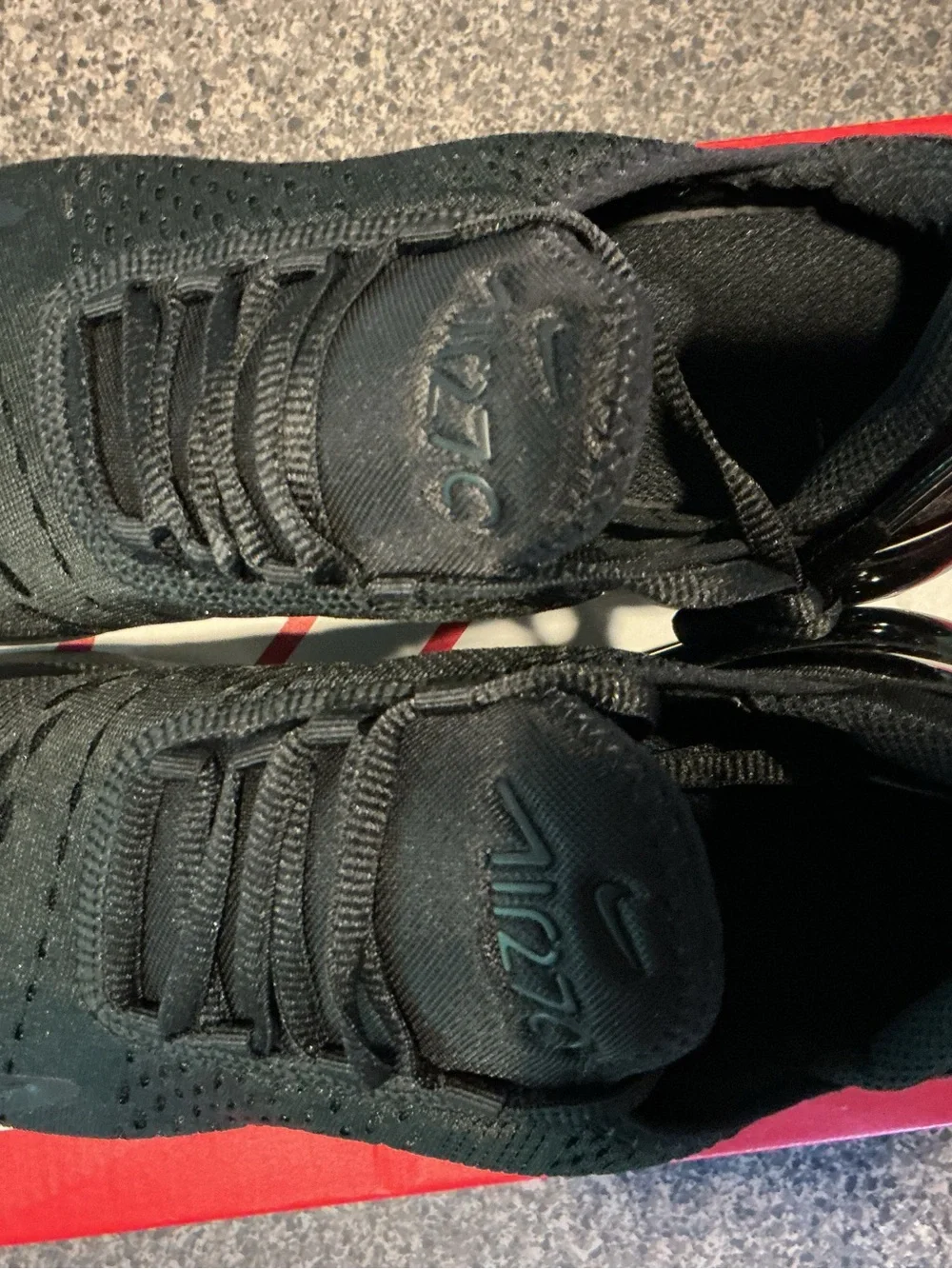 Nike Air270 Max GS Triple Black Men's Sneakers unisex Youth 6 Women’s 7.5